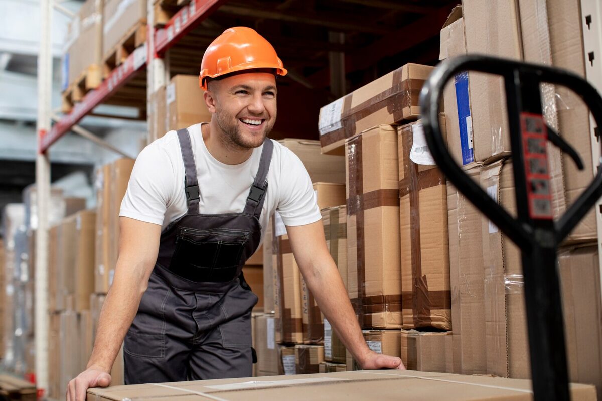 warehouse-workers-netherlands-order_picking.jpg